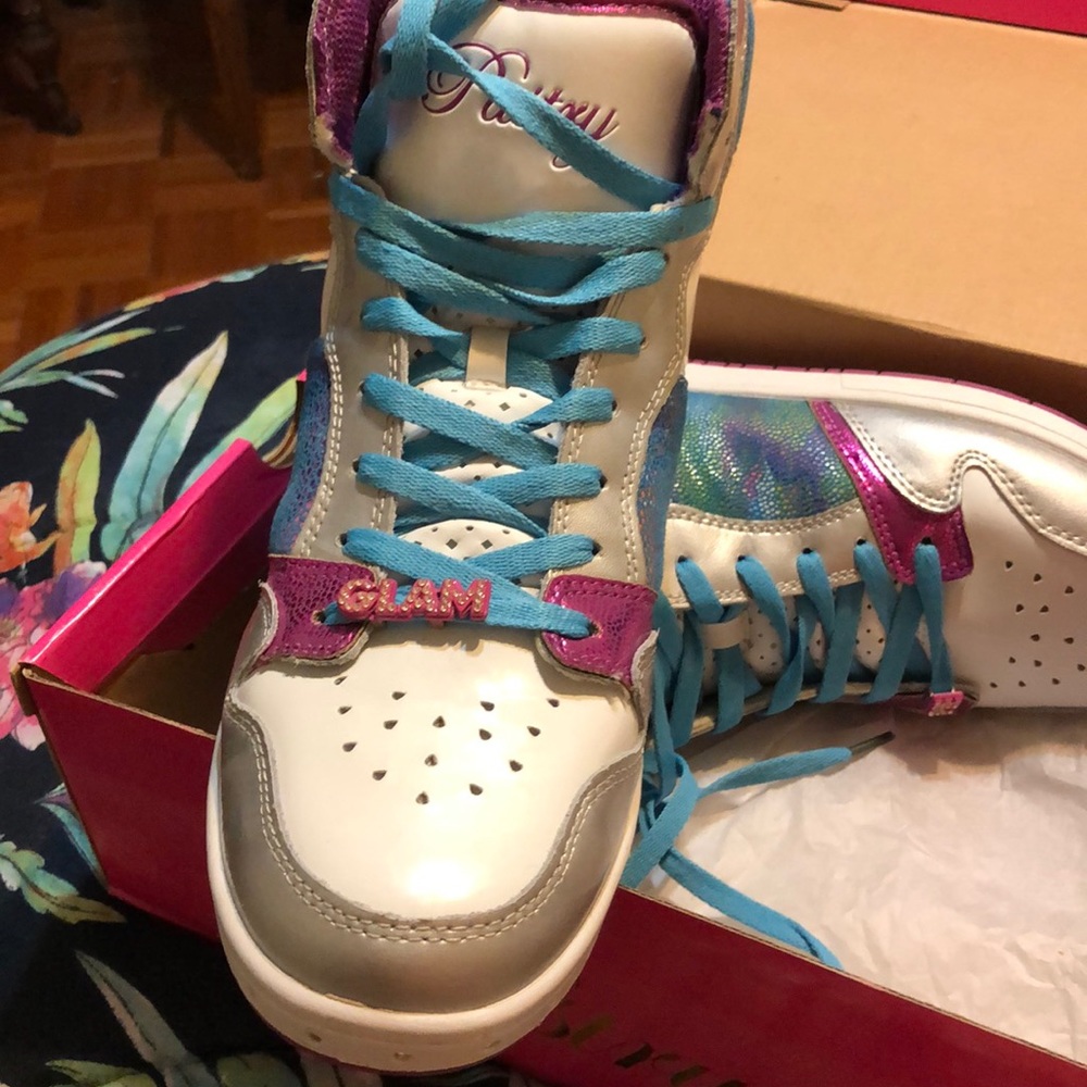 Pastry sneakers